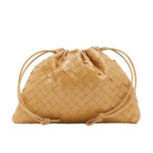 BOTTEGA VENETA MEDIUM DRAWSTRING CLUTCH BAG