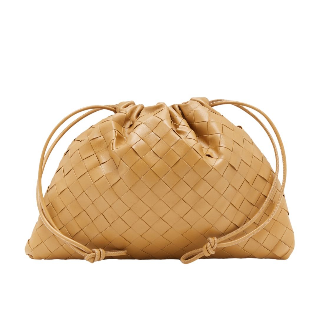 BOTTEGA VENETA MEDIUM DRAWSTRING CLUTCH BAG
