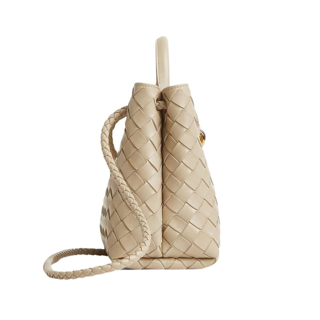 WOMAN BOTTEGA VENETA SMALL ANDIAMO SHOULDER BAG ECRU