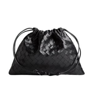 WOMAN BOTTEGA VENETA DUSTBAG
